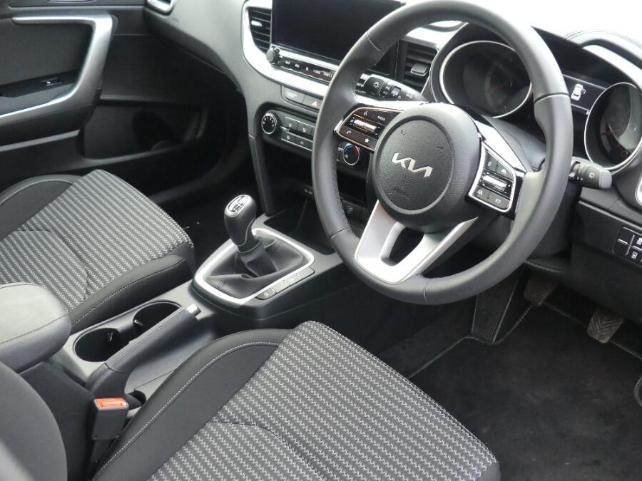 Used Kia XCeed 2025 for sale - 76314648: Photo 34