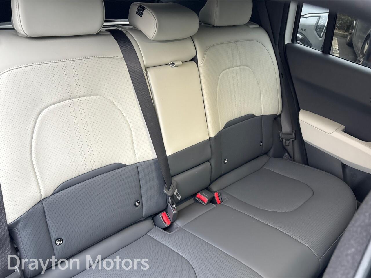 Used Kia EV3 2025 for sale - 77320604: Photo 35