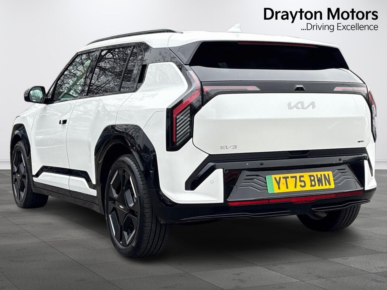 Used Kia EV3 2025 for sale - 77320604: Photo 7