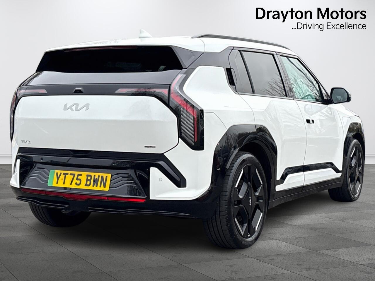 Used Kia EV3 2025 for sale - 77320604: Photo 9