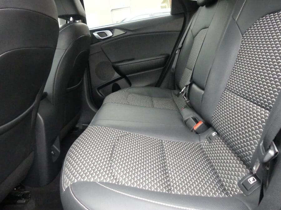 Used Kia Ceed 2023 for sale - 76283625: Photo 38
