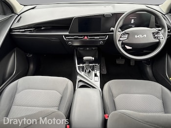 Used Kia Niro 2023 for sale - 77783530: Photo