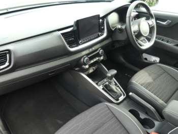 Used Kia Stonic 2025 for sale - 75402368: Photo