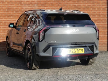 Used Kia EV3 2025 for sale - 76250925: Photo 3