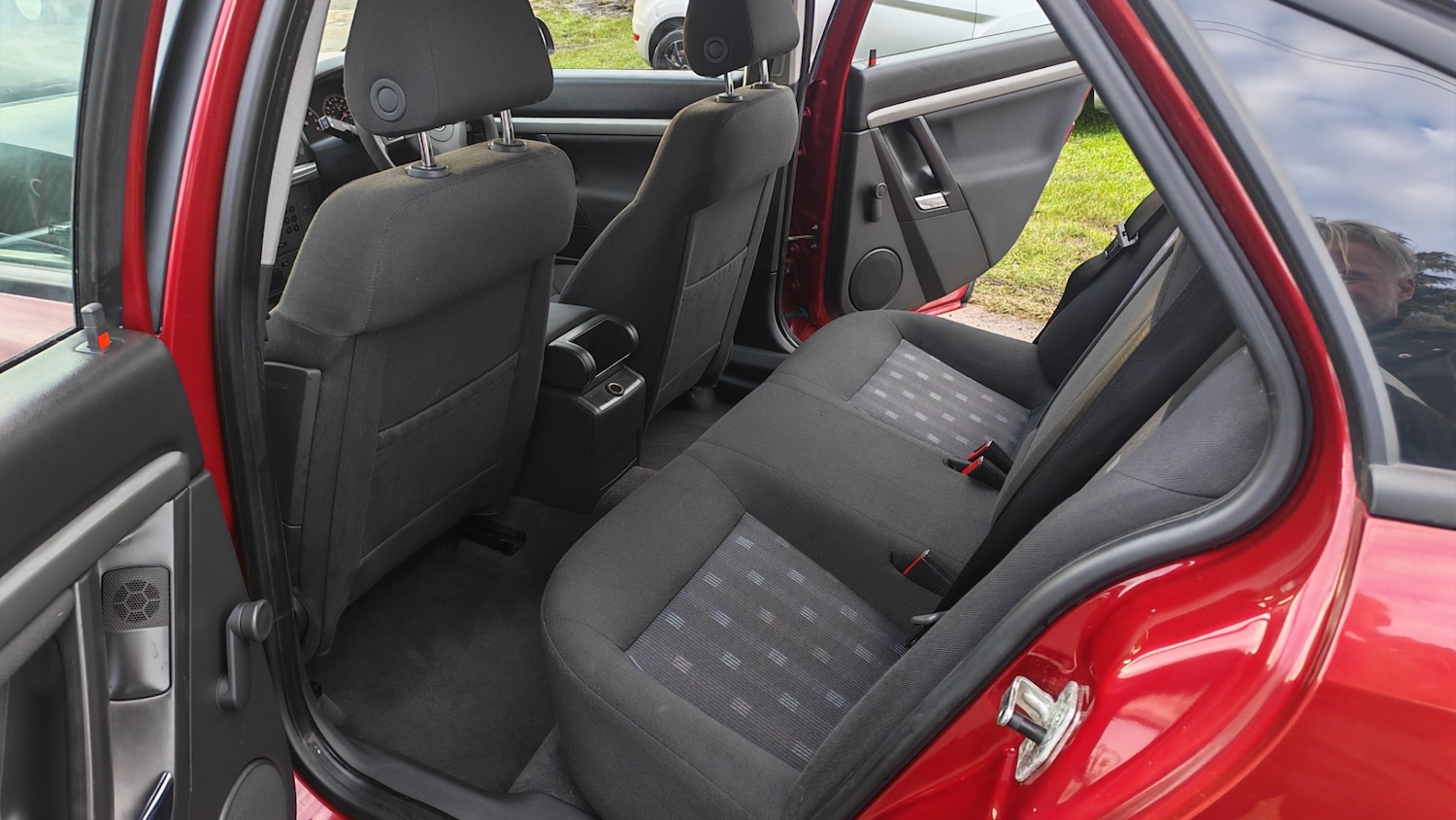 Used Vauxhall Vectra 2007 for sale - 76312192: Photo 13