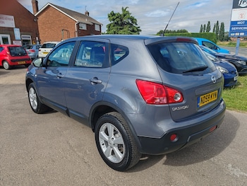 Used Nissan Qashqai 2009 for sale - 75190125: Photo