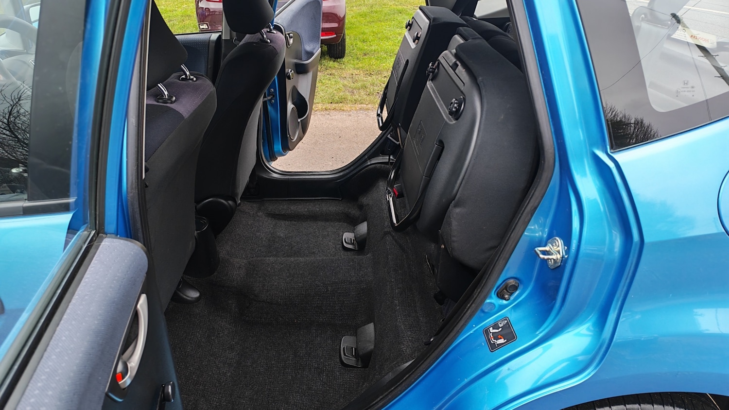 Used Honda Jazz 2010 for sale - 77915799: Photo 16