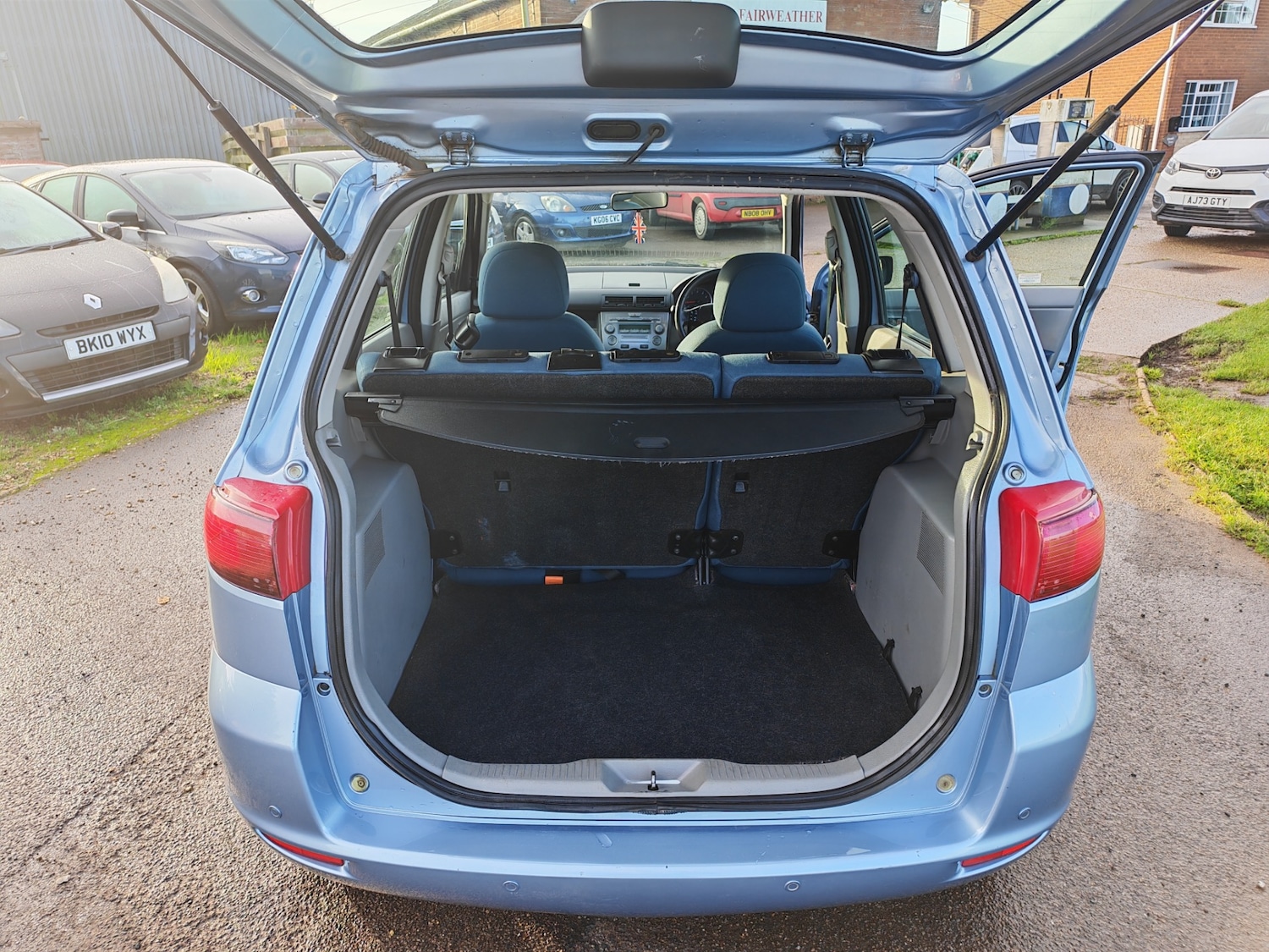 Used Mazda Mazda2 2005 for sale - 76564978: Photo 12