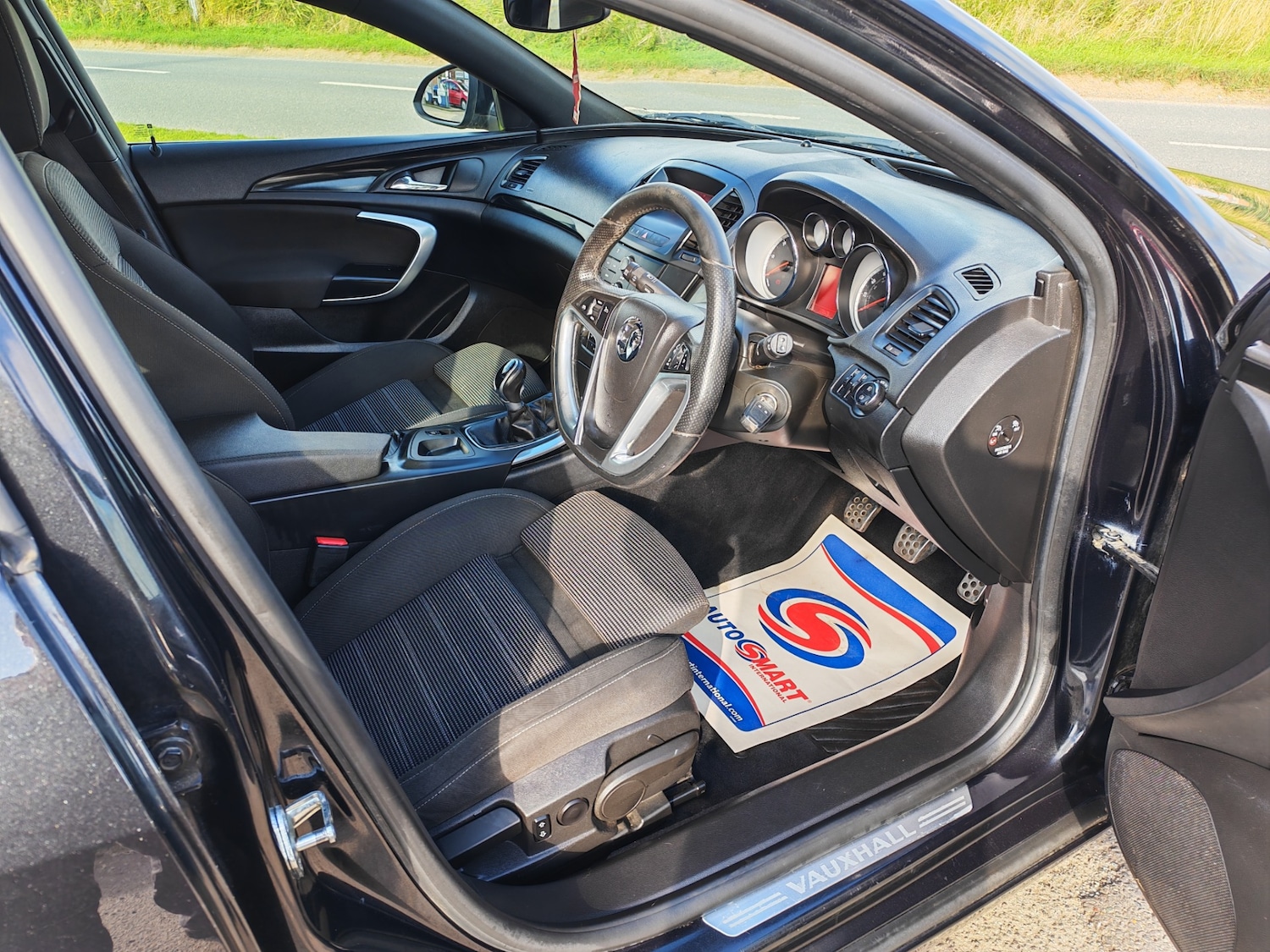 Used Vauxhall Insignia 2011 for sale - 76181064: Photo 9