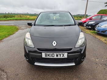 Used Renault Clio 2010 for sale - 76252464: Photo