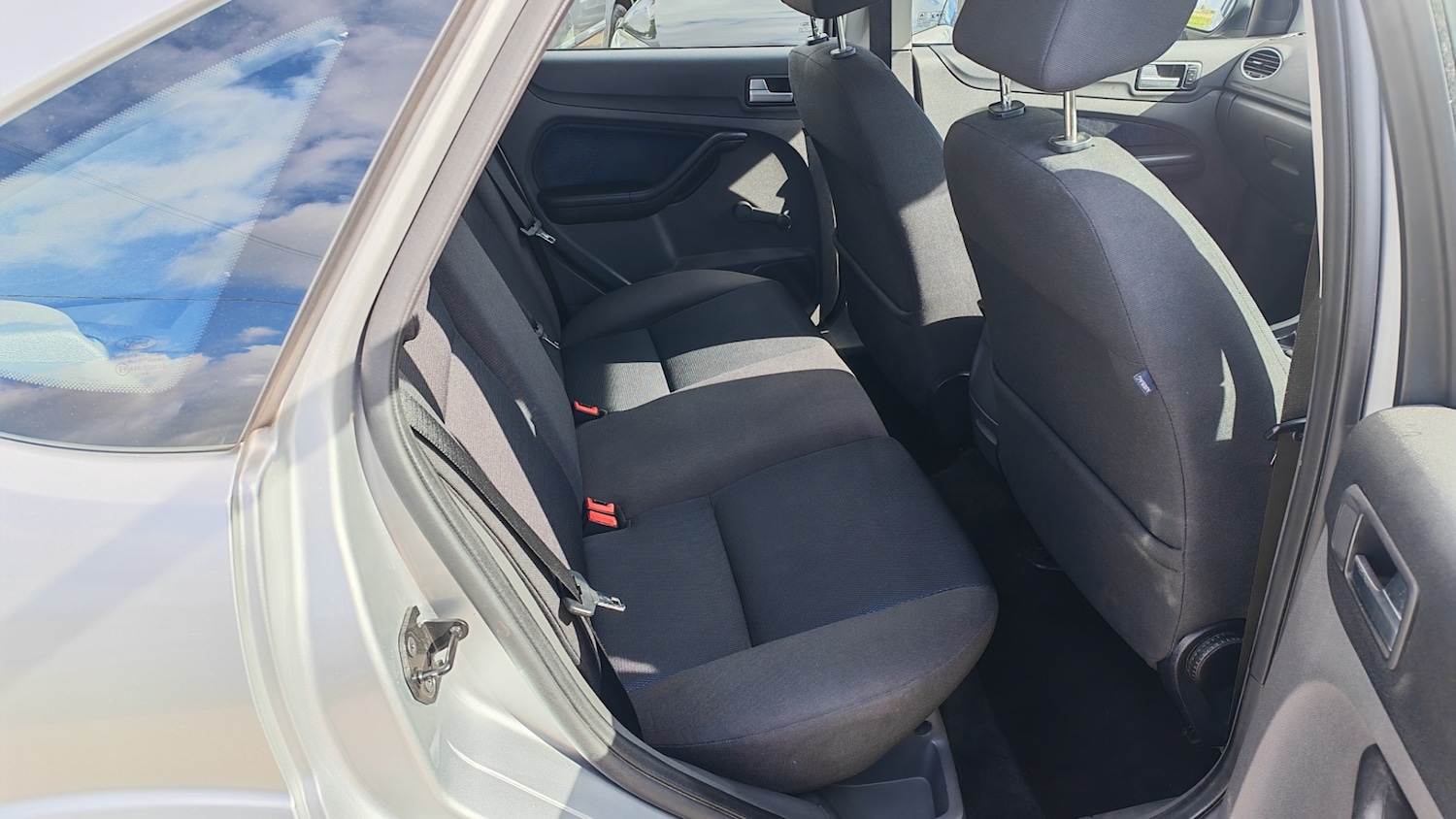 Used Ford Focus 2005 for sale - 78018103: Photo 11