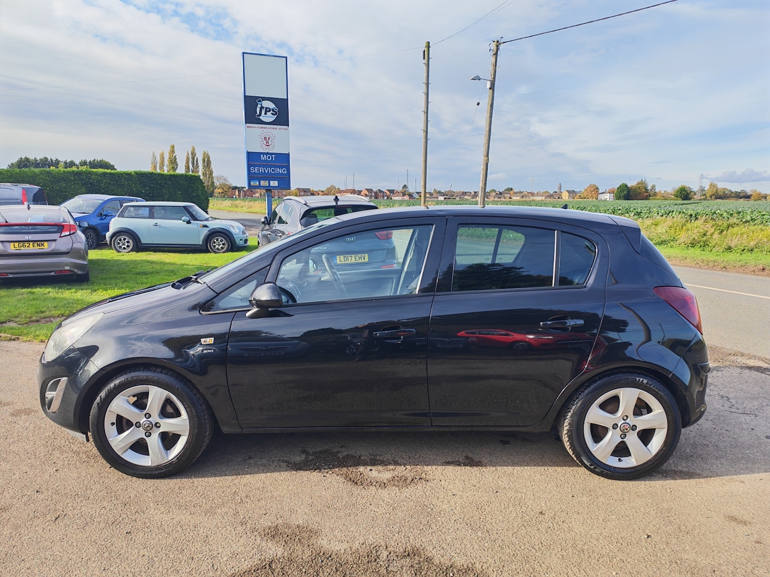 Used Vauxhall Corsa 2013 for sale - 76421958: Photo 6