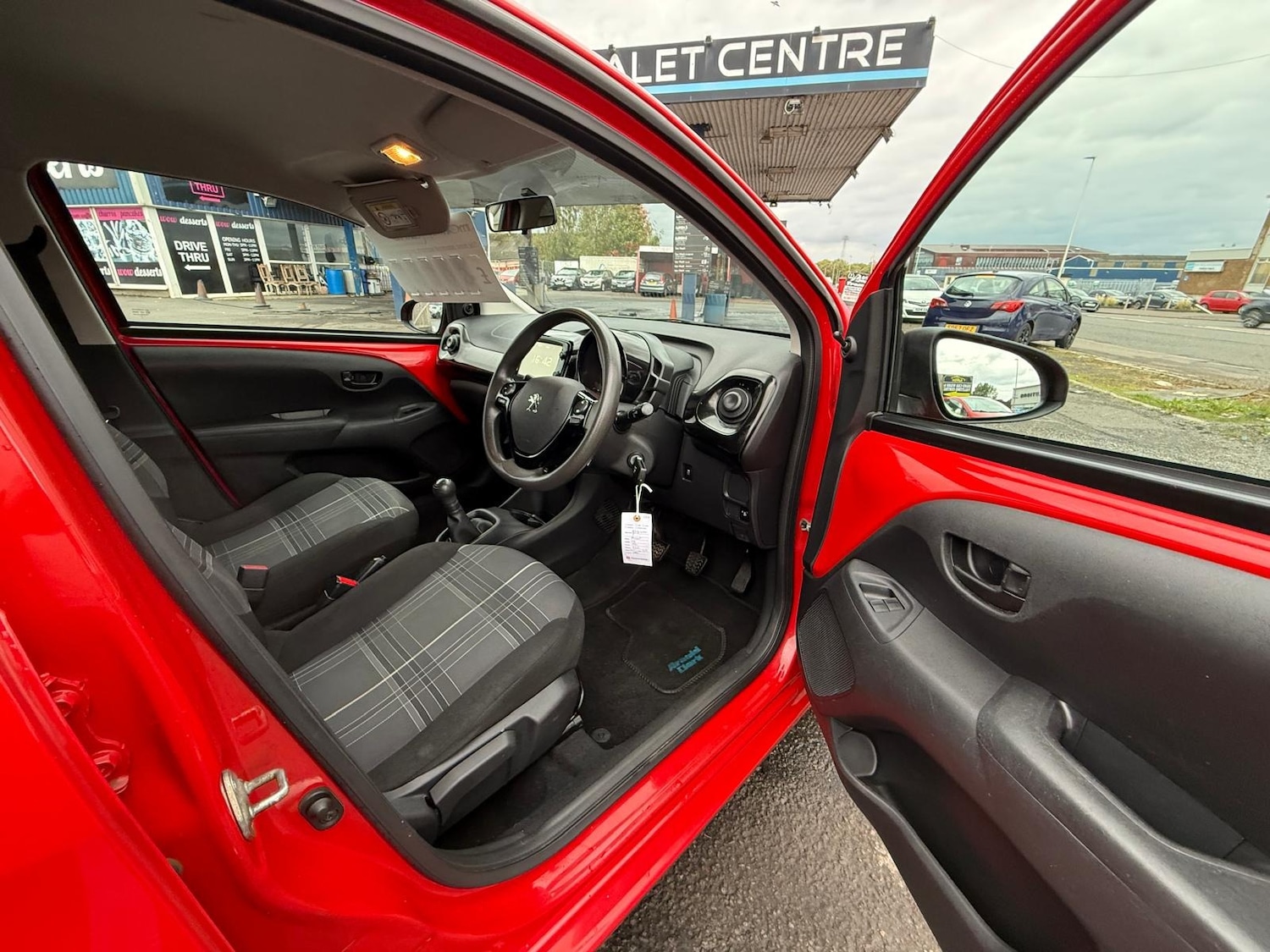Used Peugeot 108 2018 for sale - 76172651: Photo 15
