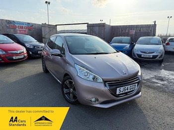 Used Peugeot 208 2014 for sale - 77778614: Photo