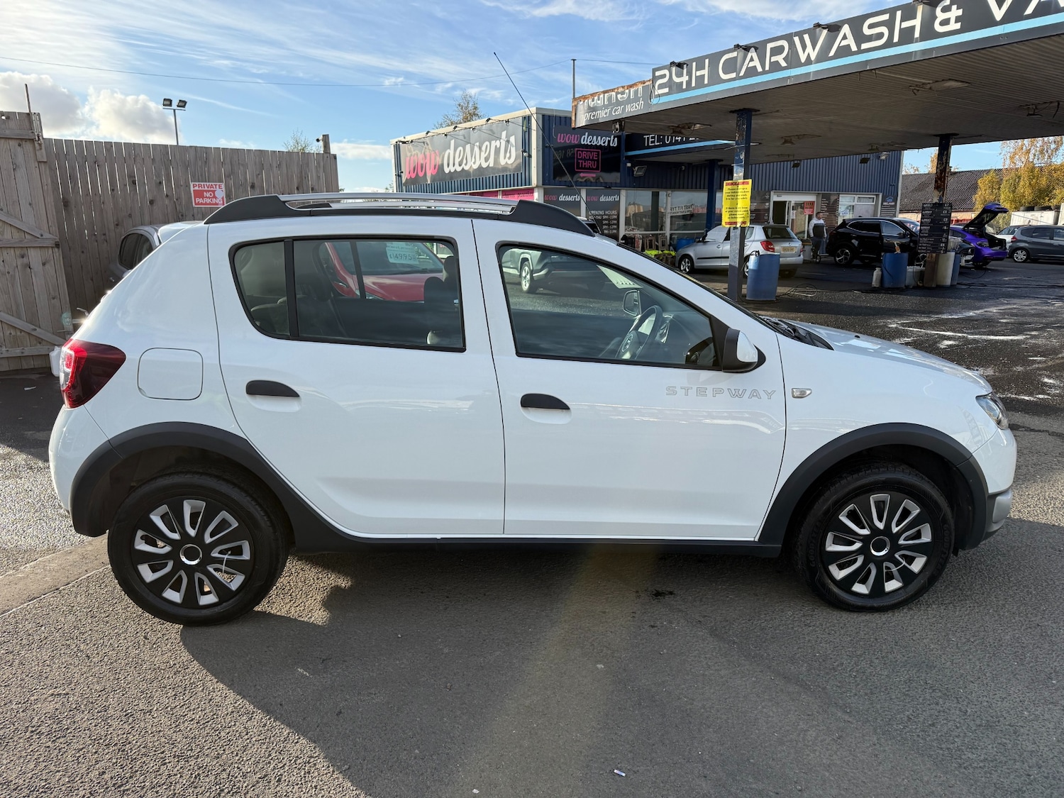 Used Dacia Sandero Stepway 2014 for sale - 76374793: Photo 6