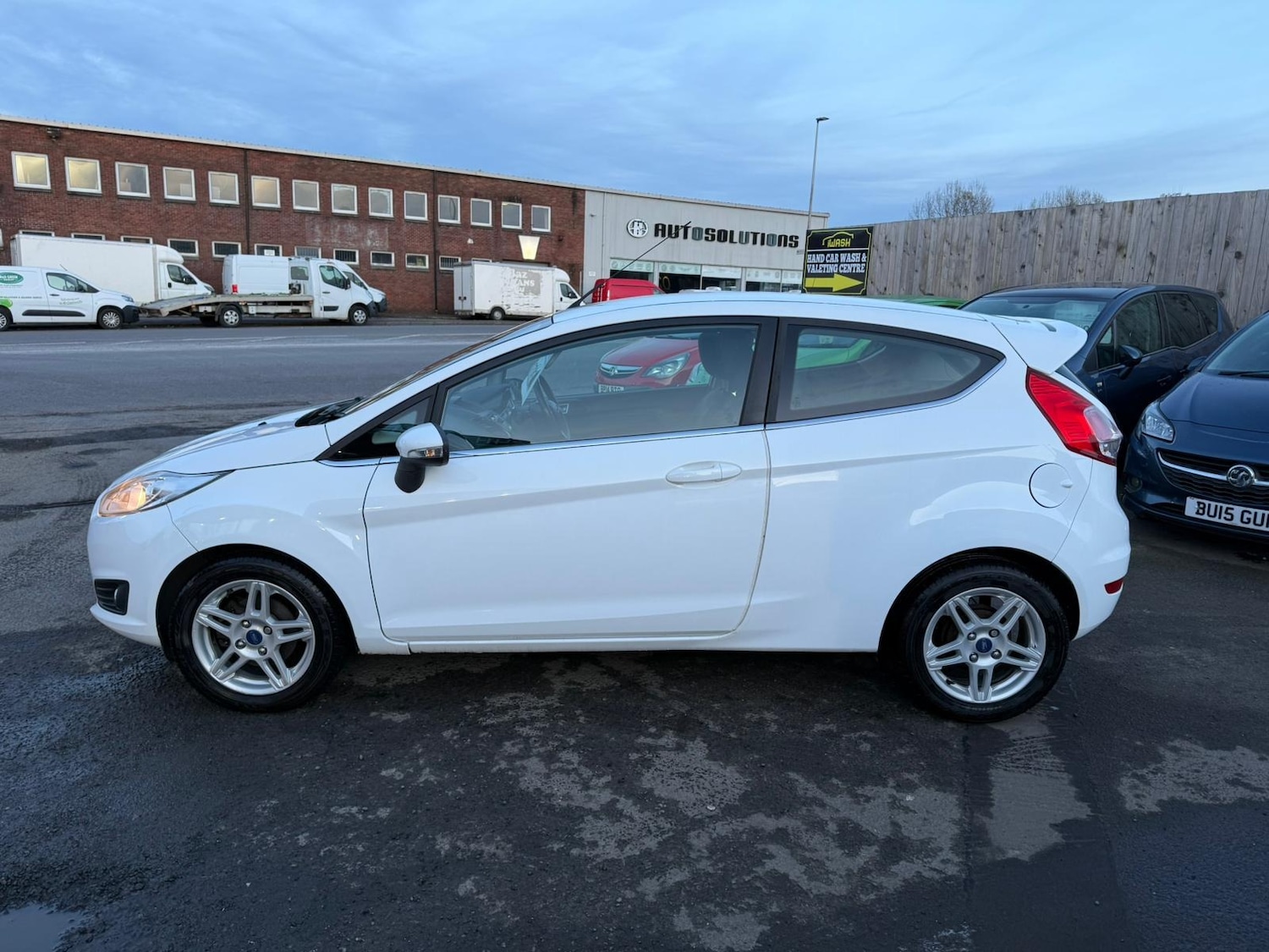 Used Ford Fiesta 2013 for sale - 77606831: Photo 4