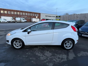 Used Ford Fiesta 2013 for sale - 77606831: Photo
