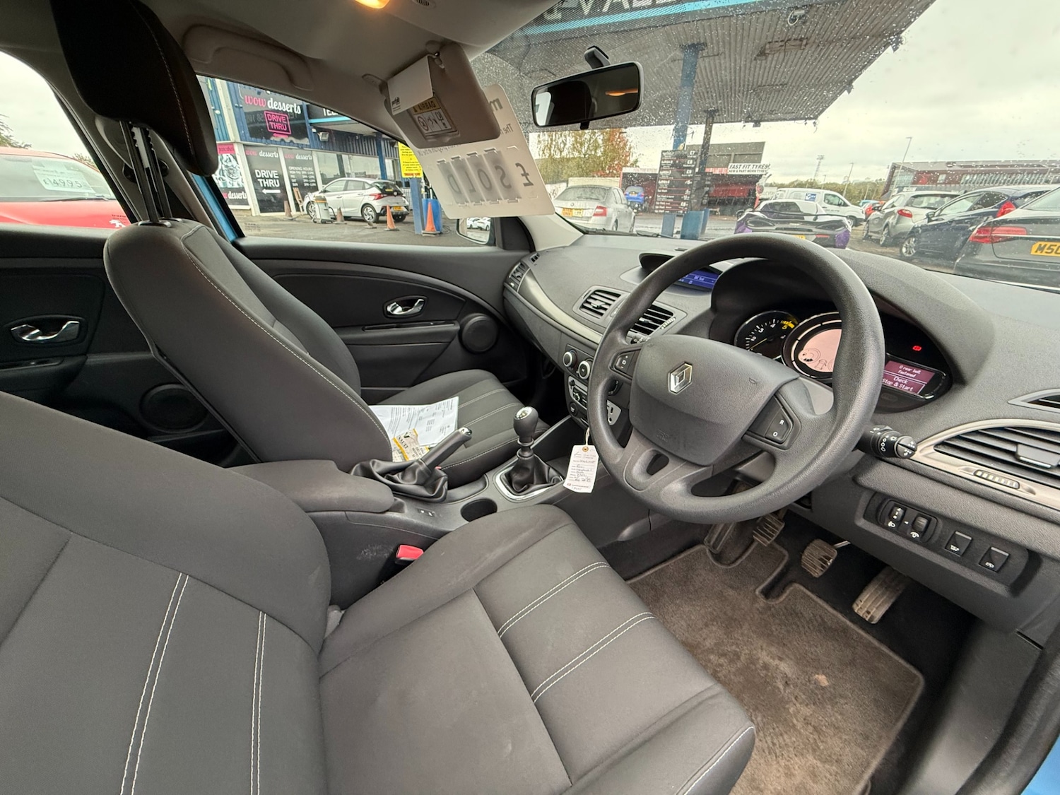 Used Renault Megane 2015 for sale - 76299195: Photo 6