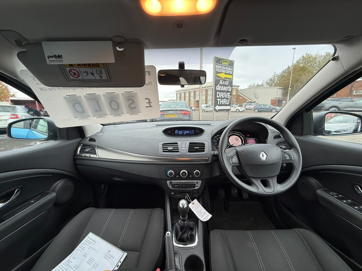 Used Renault Megane 2015 for sale - 76299195: Photo 7