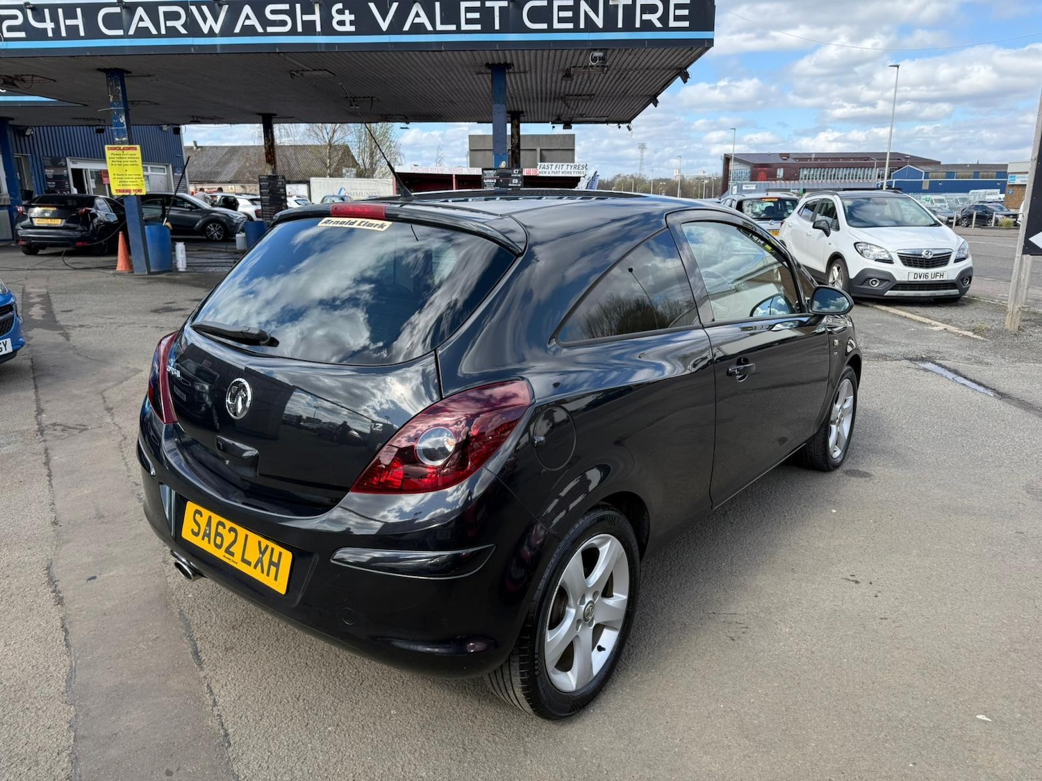 Used Vauxhall Corsa 2012 for sale - 78223932: Photo 7