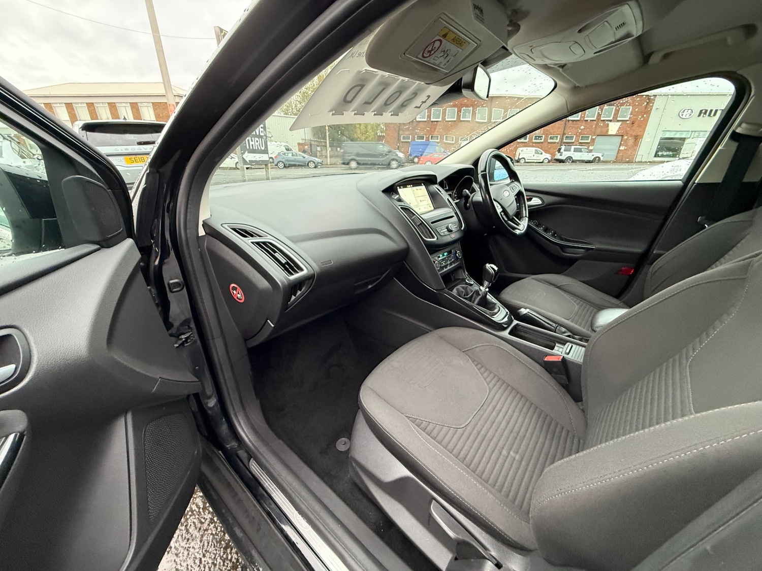 Used Ford Focus 2016 for sale - 76375482: Photo 9