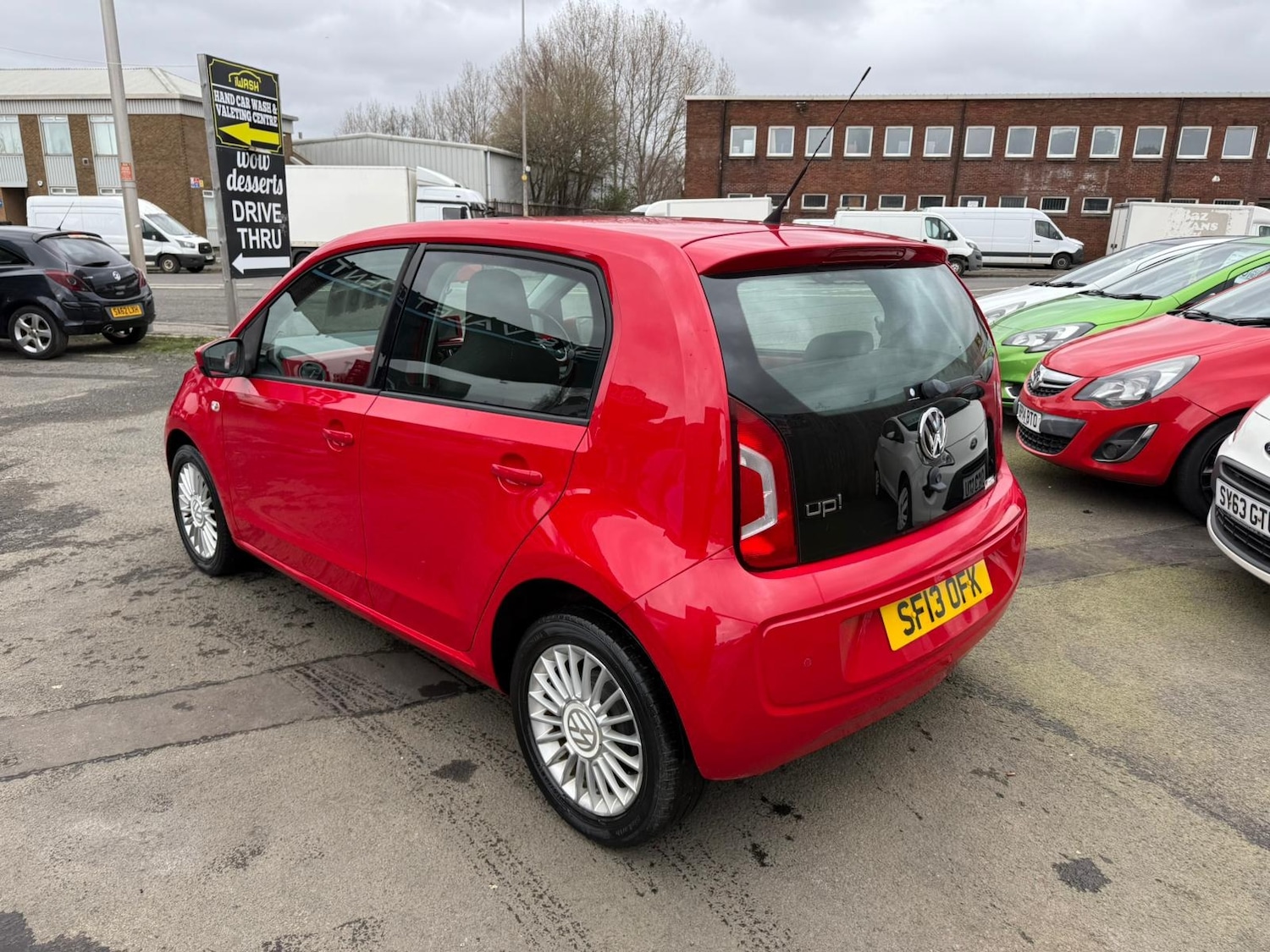 Used Volkswagen up! 2013 for sale - 77935208: Photo 6