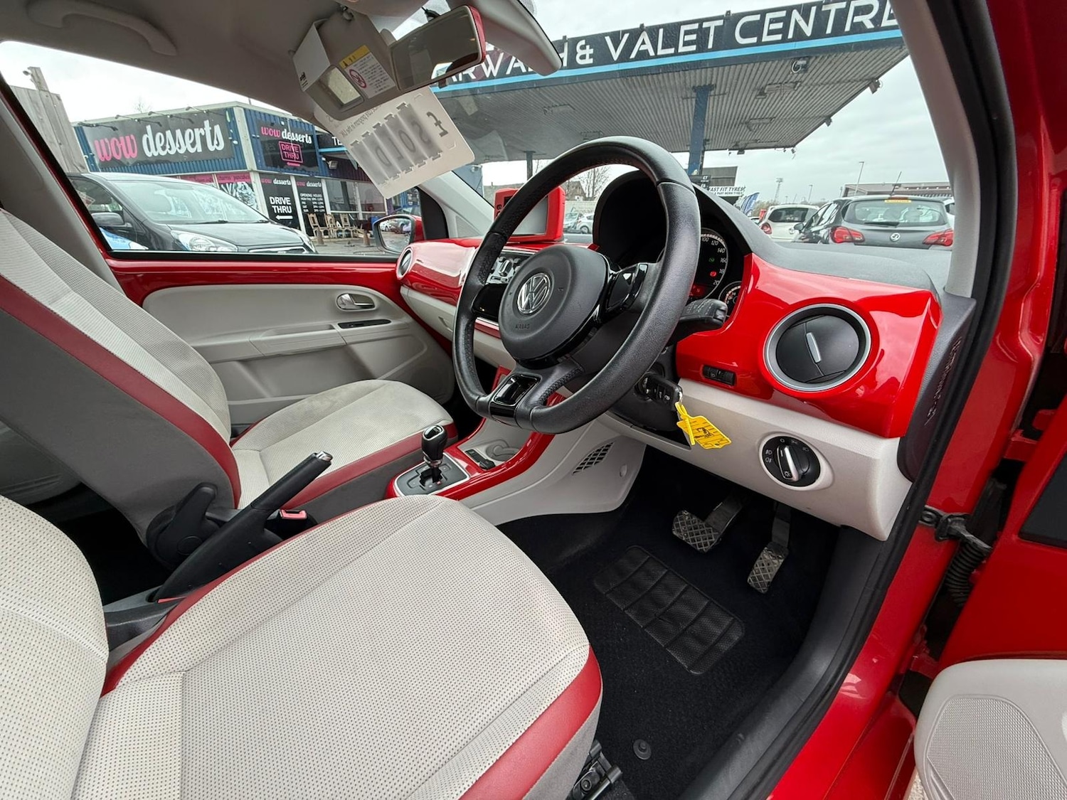 Used Volkswagen up! 2013 for sale - 77935208: Photo 8