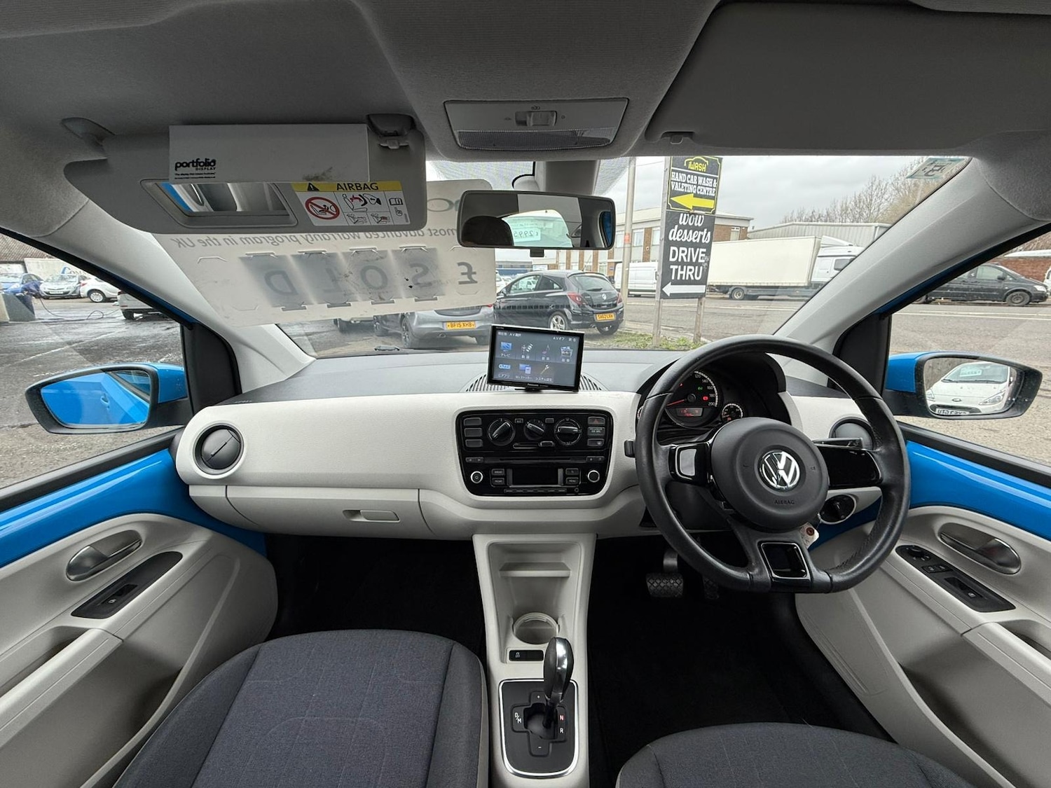 Used Volkswagen up! 2015 for sale - 77934844: Photo 11