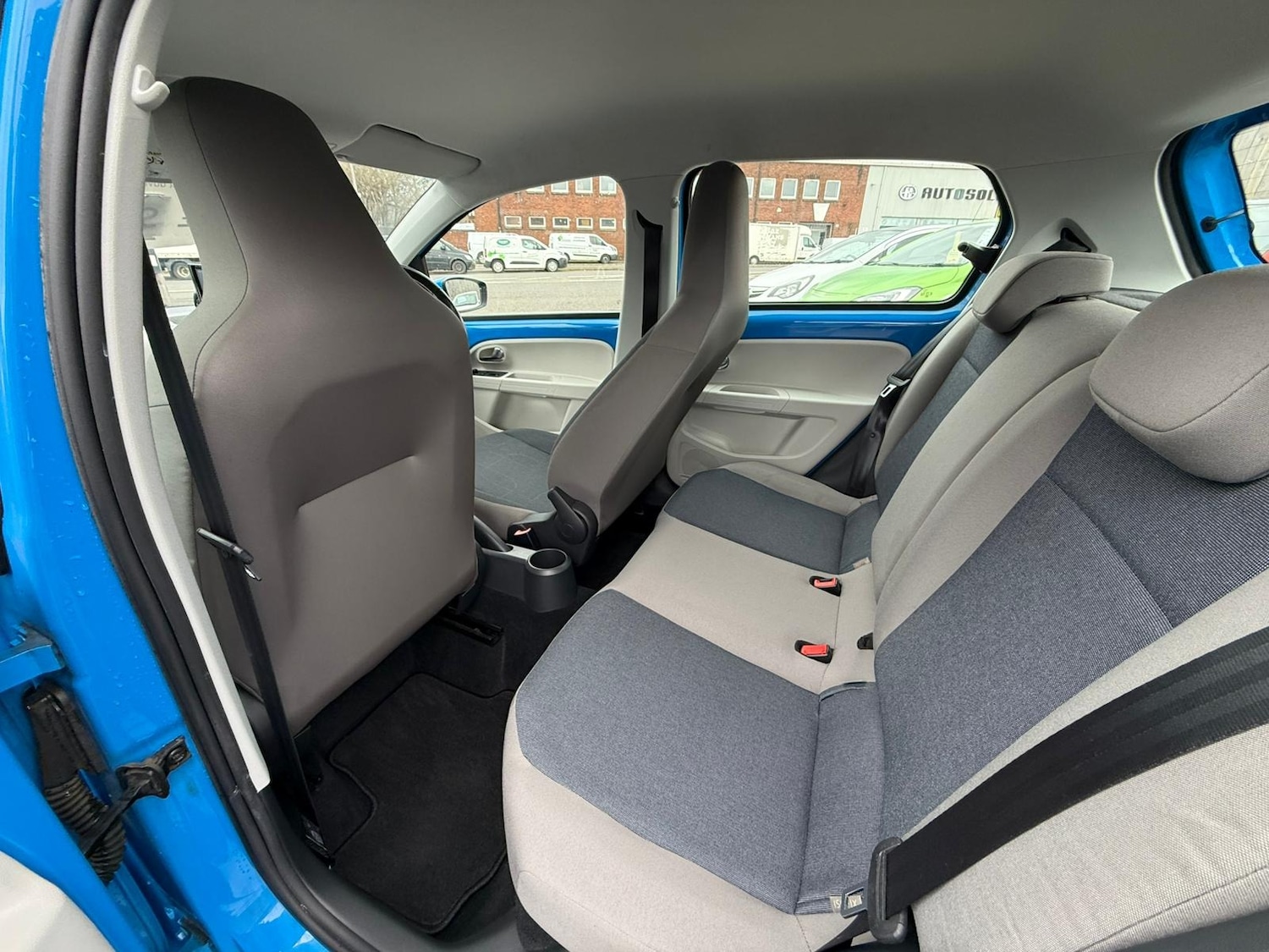 Used Volkswagen up! 2015 for sale - 77934844: Photo 13