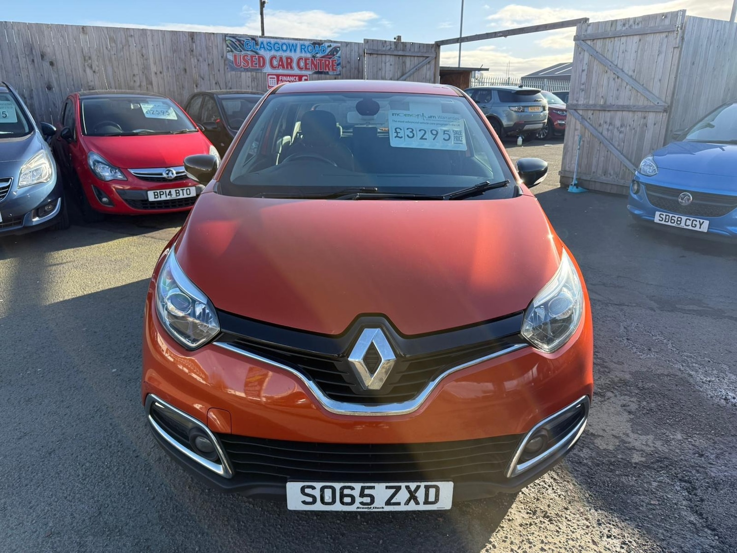 Used Renault Captur 2016 for sale - 77778868: Photo 2