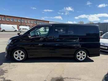 Used Nissan Elgrand undefined for sale - 78541809: Photo