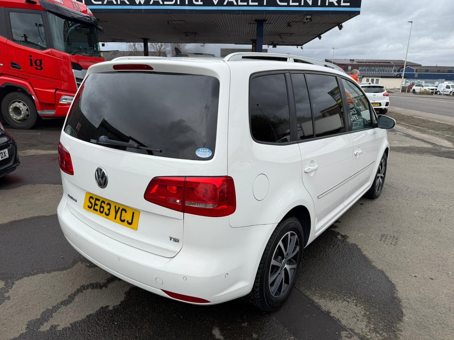 Used Volkswagen Touran 2014 for sale - 78150589: Photo 5