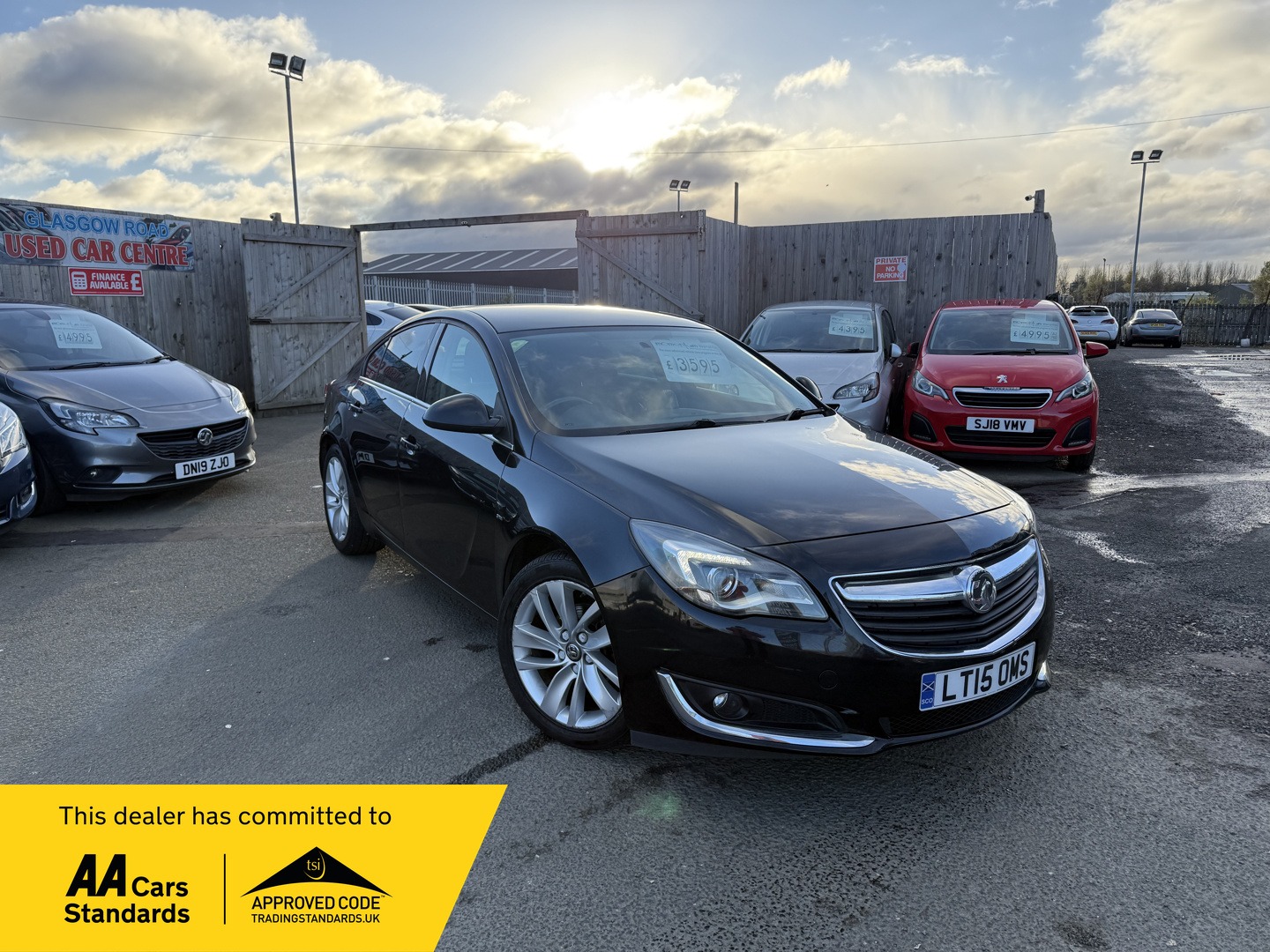 Used Vauxhall Insignia 2015 for sale - 76652898: Photo 1