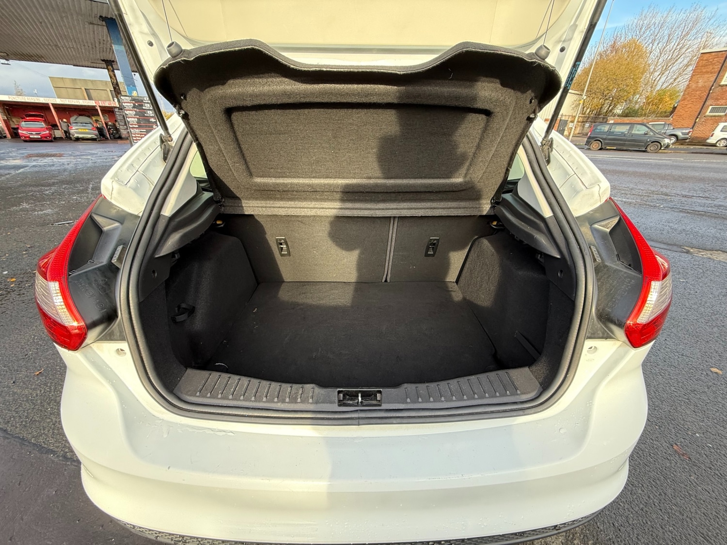 Used Ford Focus 2014 for sale - 76615858: Photo 13