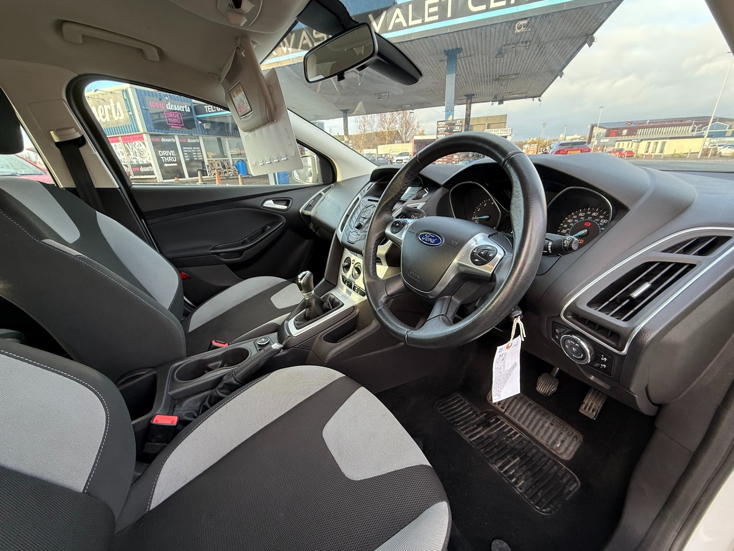 Used Ford Focus 2014 for sale - 76615858: Photo 9