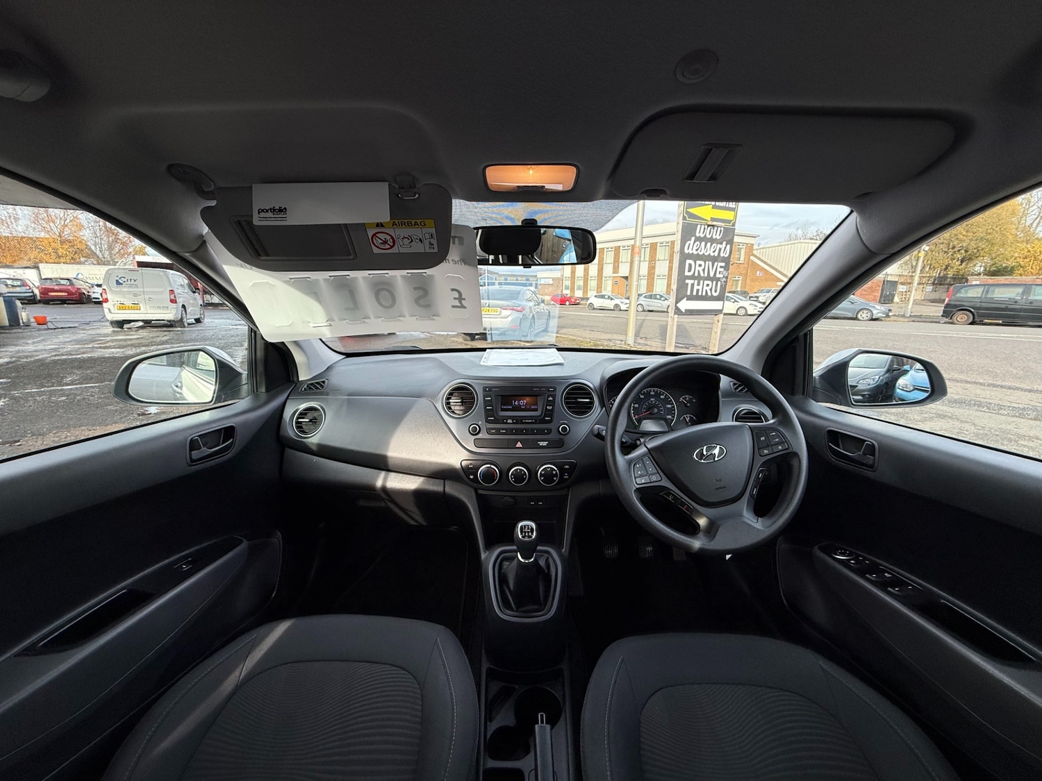 Used Hyundai i10 2017 for sale - 76542893: Photo 10