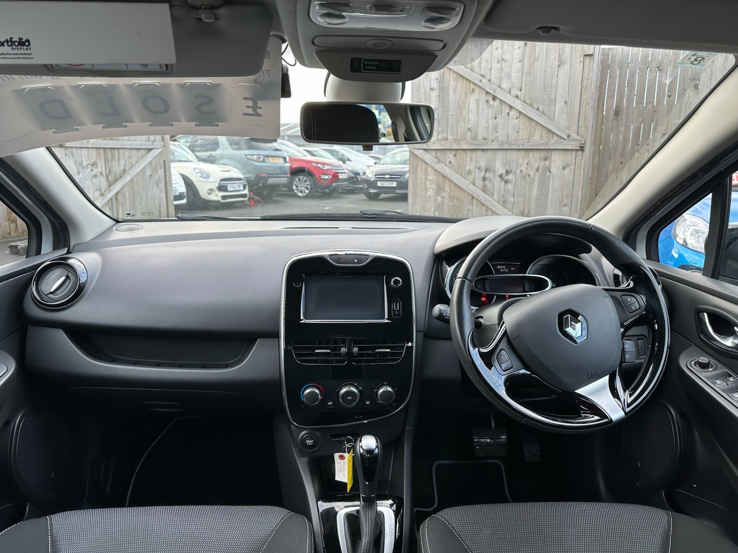 Used Renault Clio 2025 for sale - 77259309: Photo 14