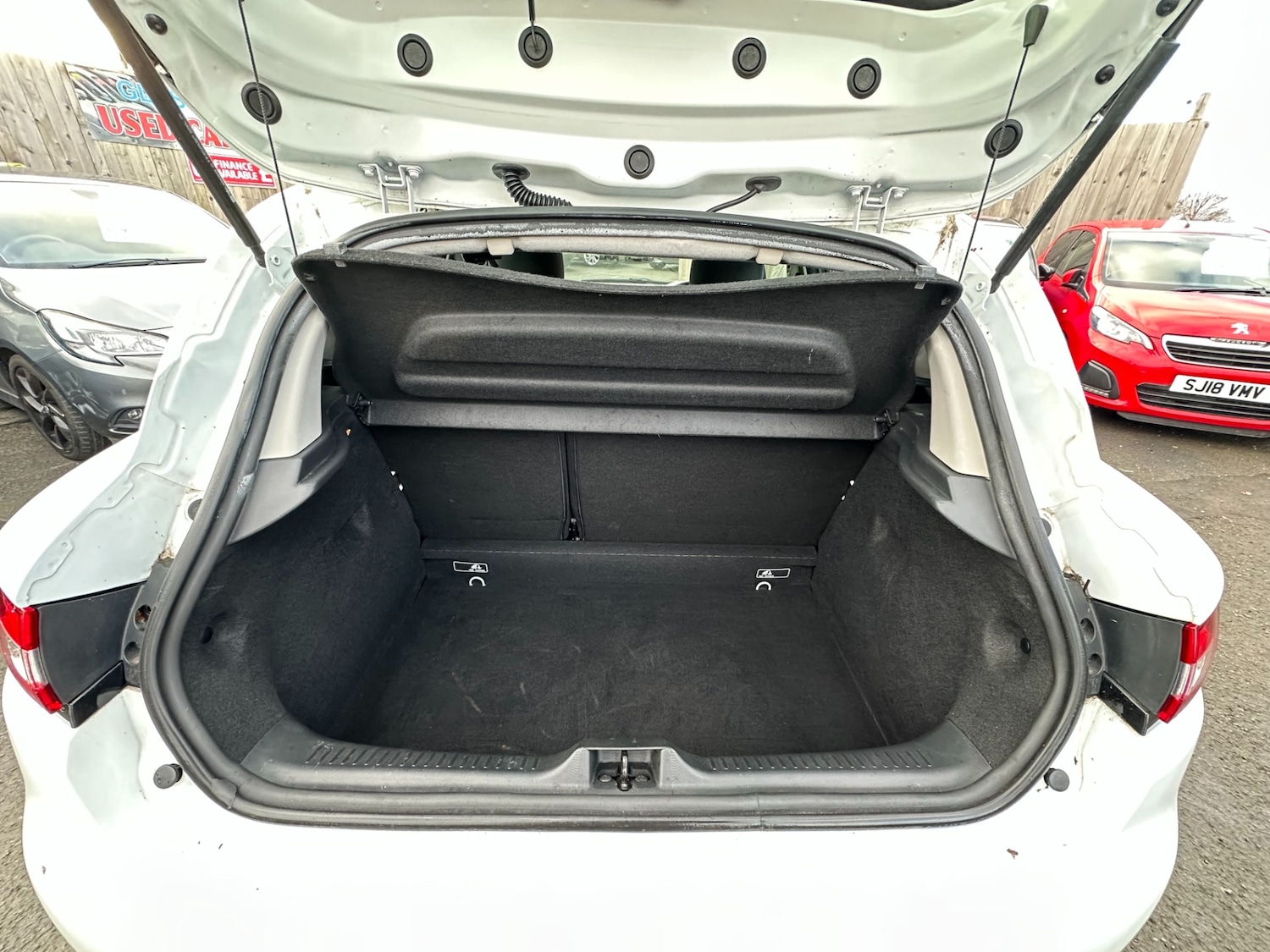 Used Renault Clio 2025 for sale - 77259309: Photo 15