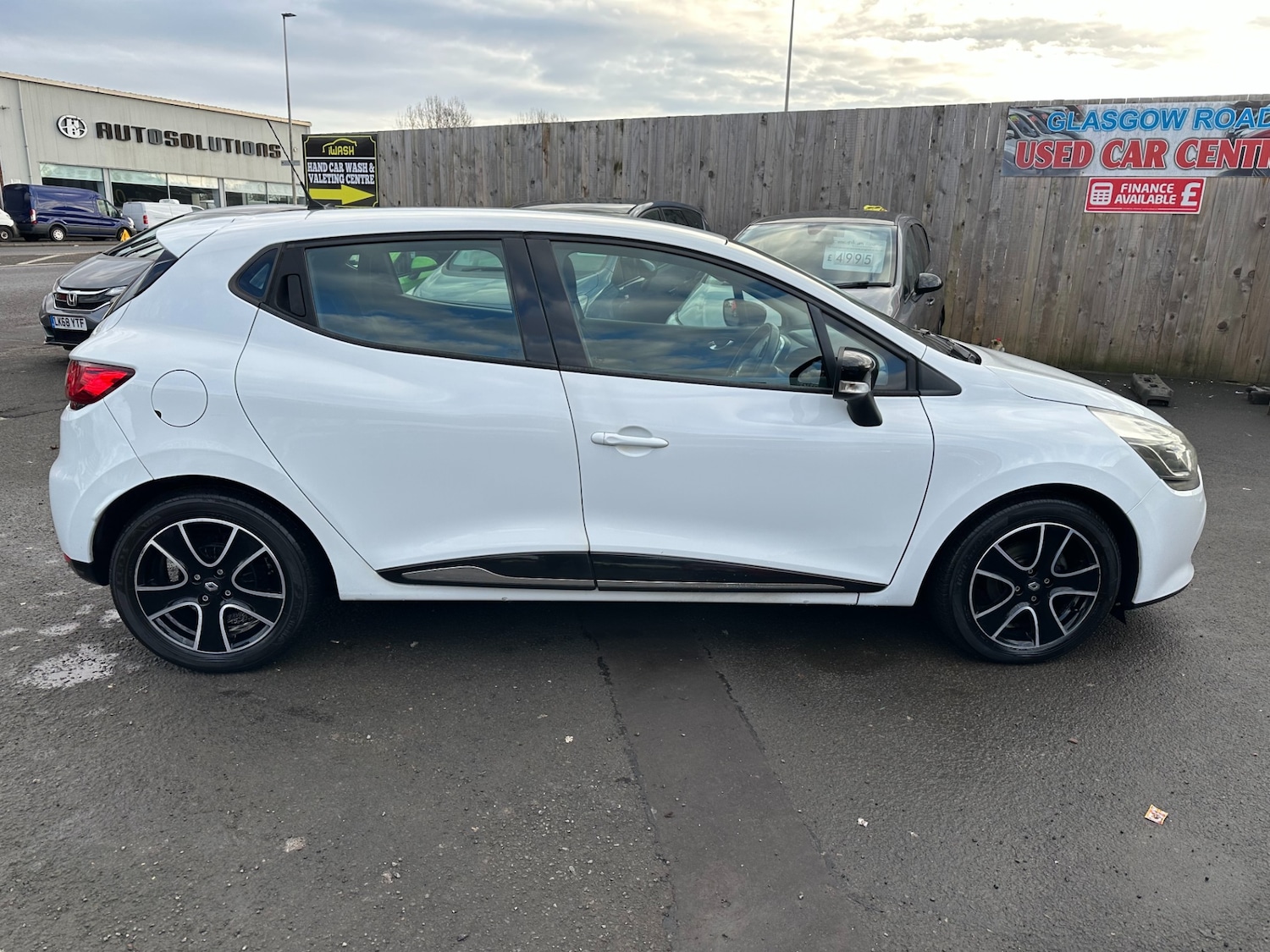 Used Renault Clio 2025 for sale - 77259309: Photo 8