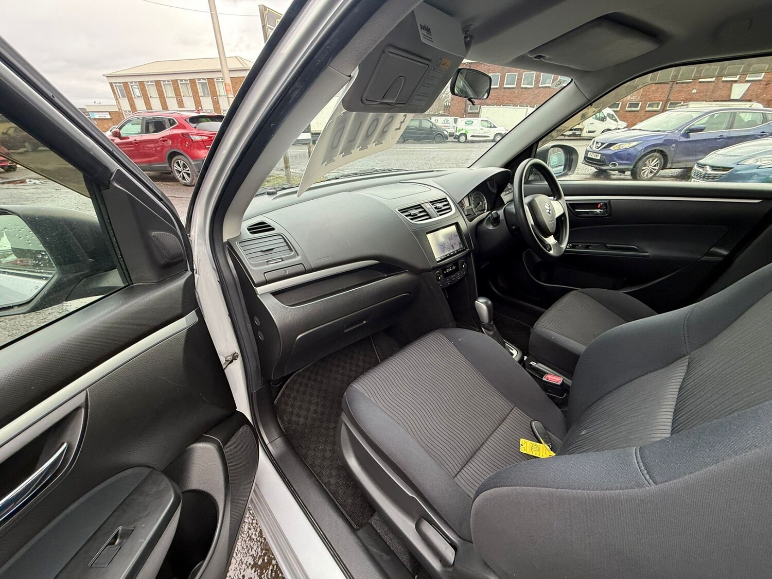 Used Suzuki Swift 2025 for sale - 77640327: Photo 12