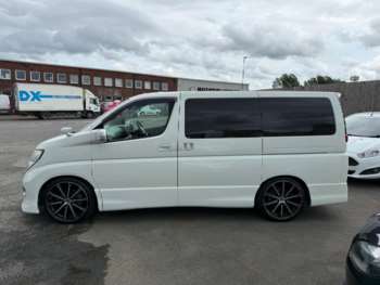 Used Nissan Elgrand 2009 for sale - 74891318: Photo
