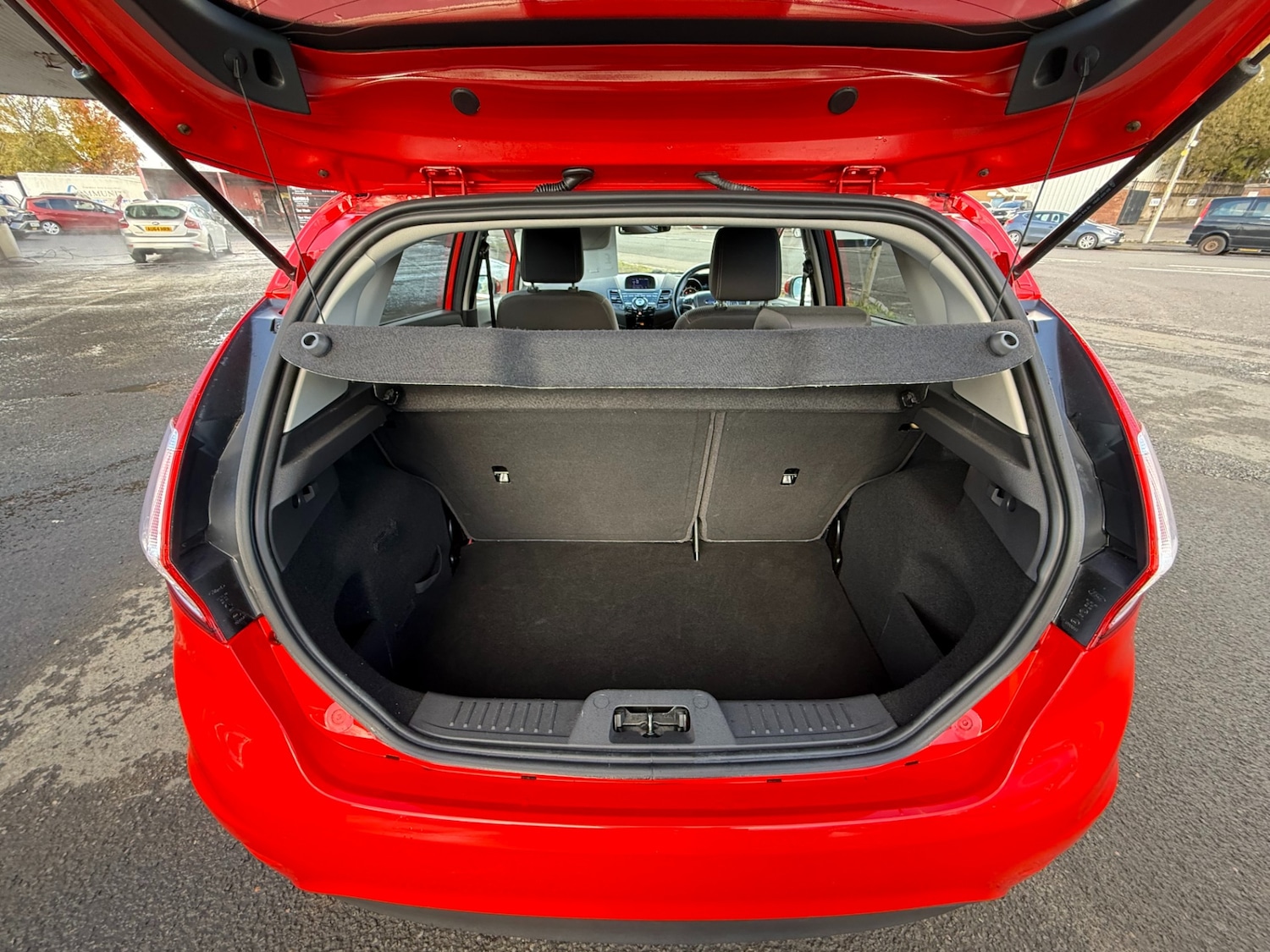 Used Ford Fiesta 2015 for sale - 76346189: Photo 12