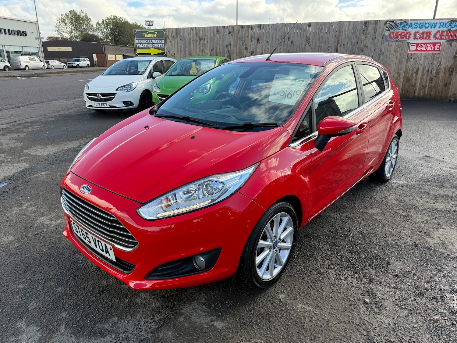 Used Ford Fiesta 2015 for sale - 76346189: Photo 2