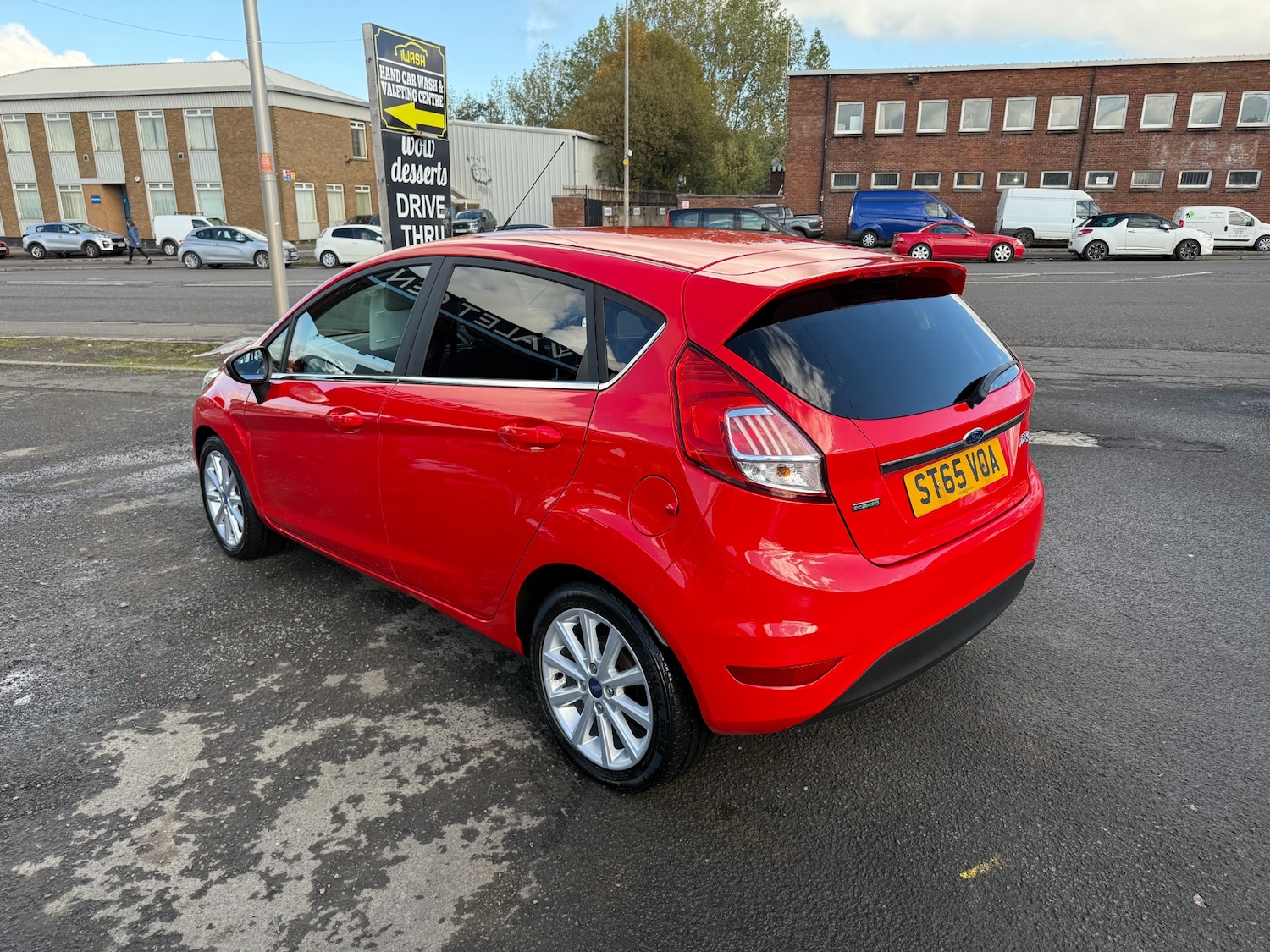 Used Ford Fiesta 2015 for sale - 76346189: Photo 4