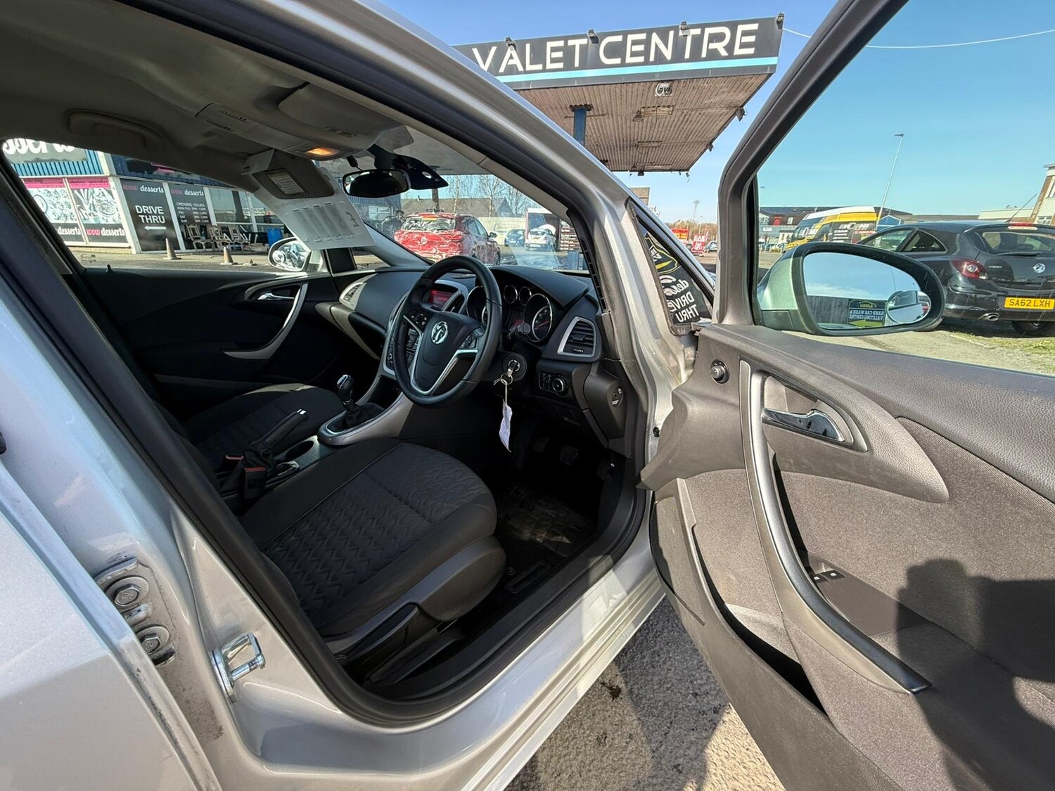 Used Vauxhall Astra 2014 for sale - 77998488: Photo 16