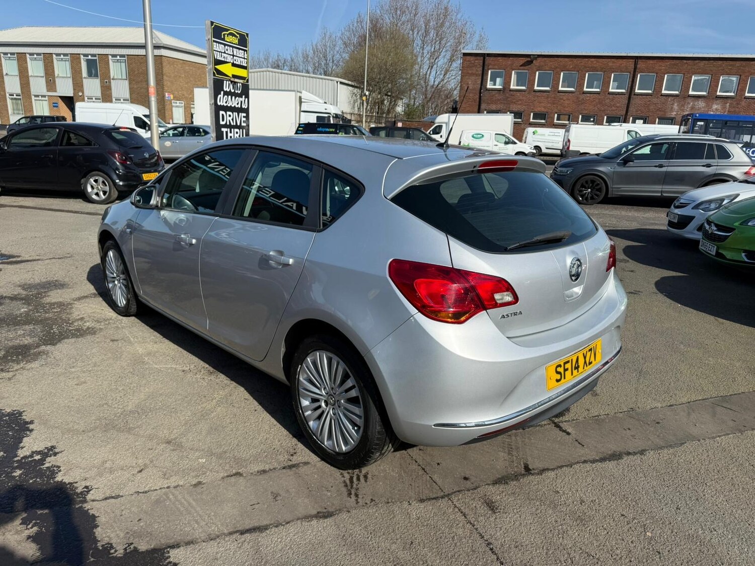 Used Vauxhall Astra 2014 for sale - 77998488: Photo 5