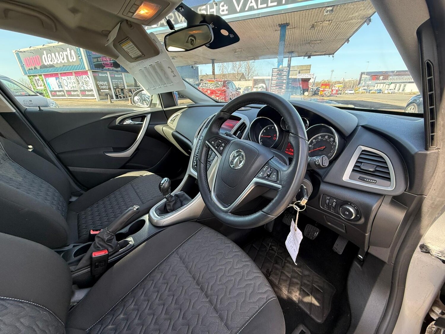 Used Vauxhall Astra 2014 for sale - 77998488: Photo 9