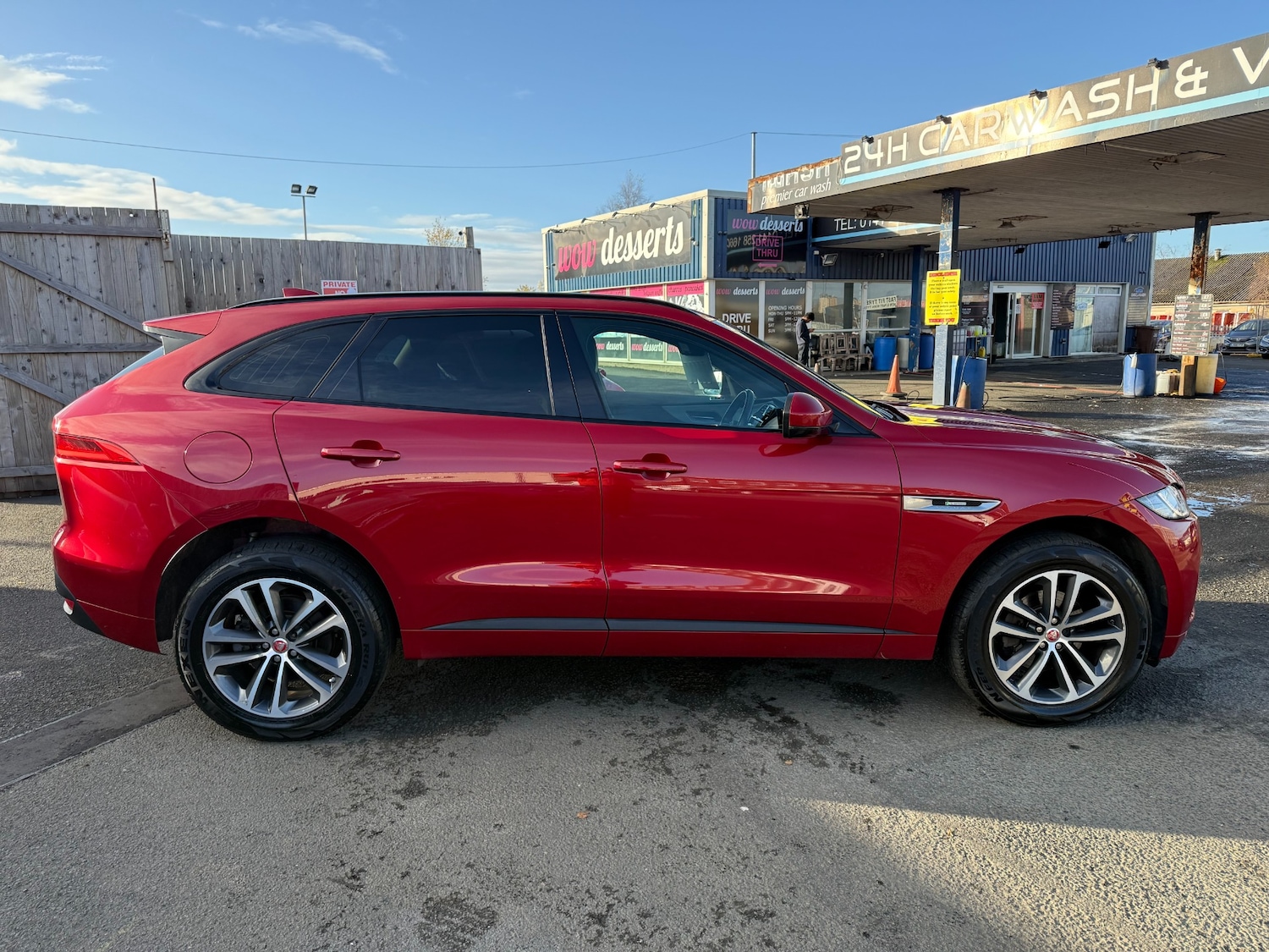 Used Jaguar F-Pace 2019 for sale - 76682394: Photo 8