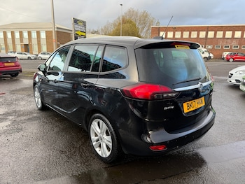 Used Vauxhall Zafira 2017 for sale - 76412552: Photo