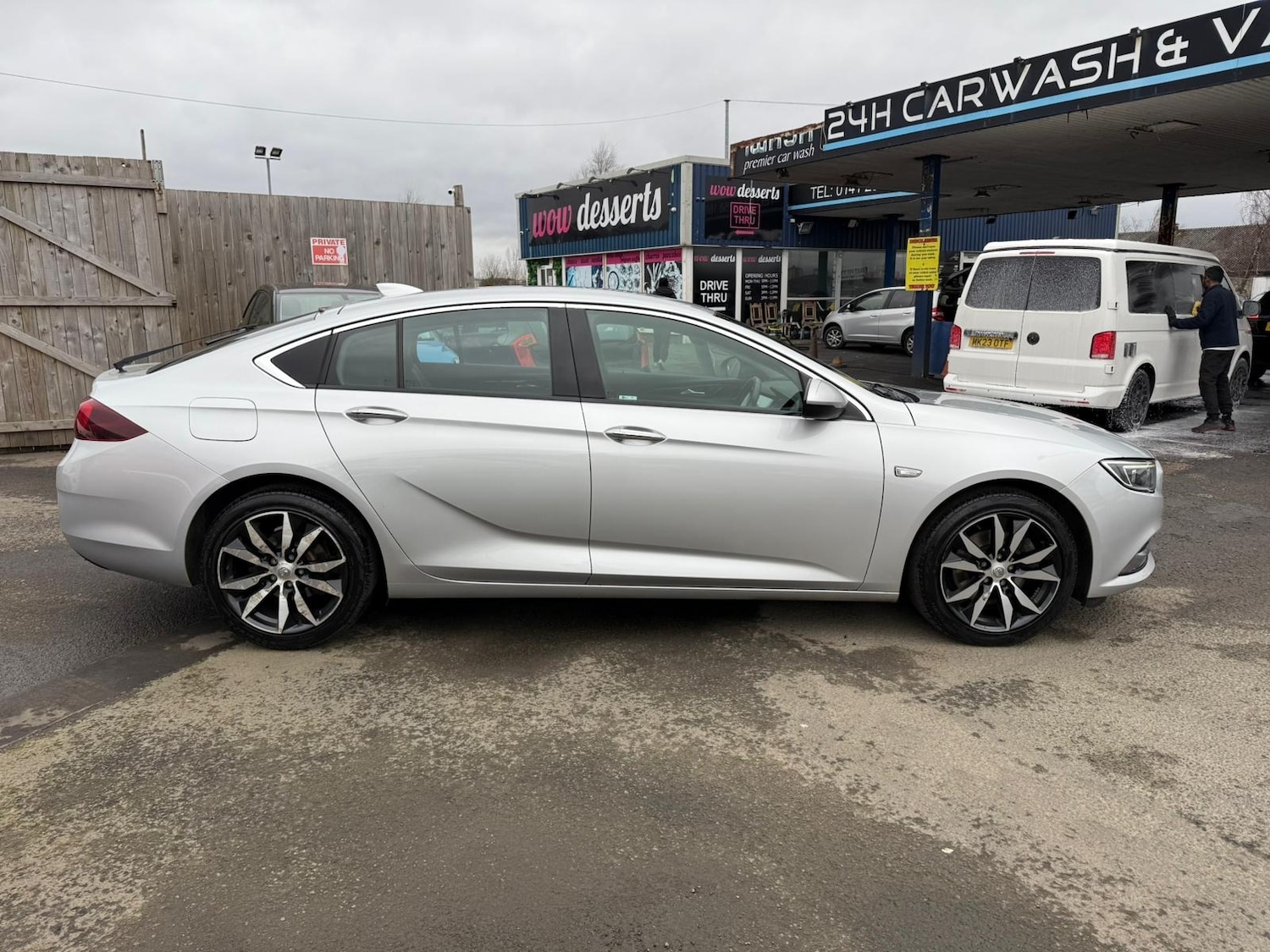 Used Vauxhall Insignia 2017 for sale - 77819134: Photo 4